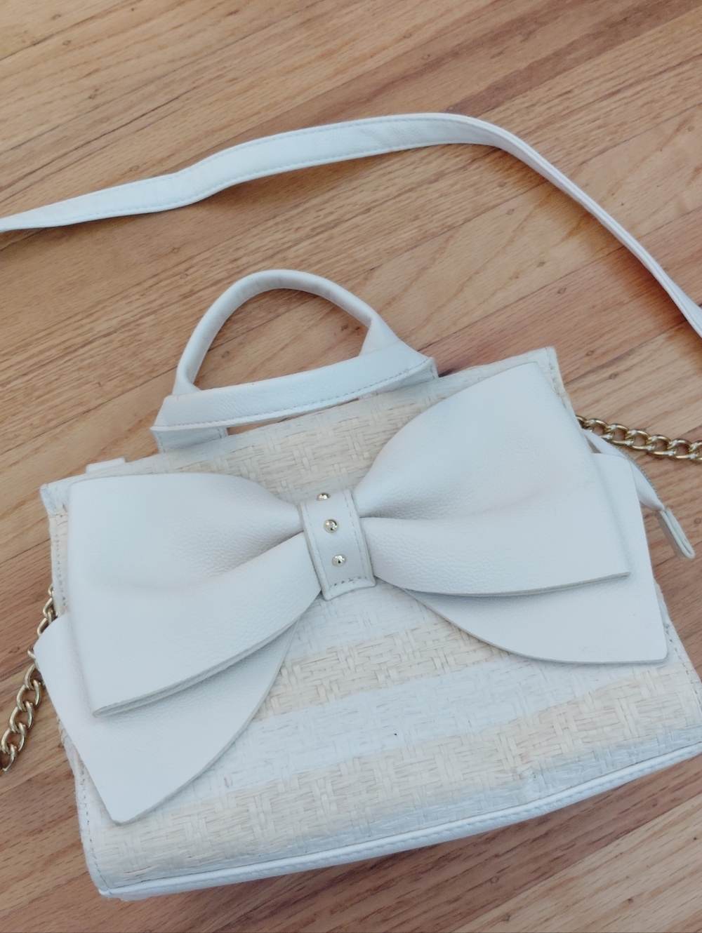 Betsy Johnson Straw Handbag With Large Bow Cream
